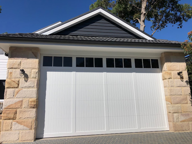 Custom Garage Doors & Driveway Gates in Mona Vale