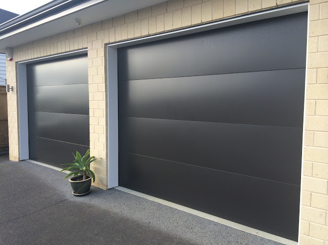 Garage Door Repairs Hills District & Parramatta in Stanhope Gardens