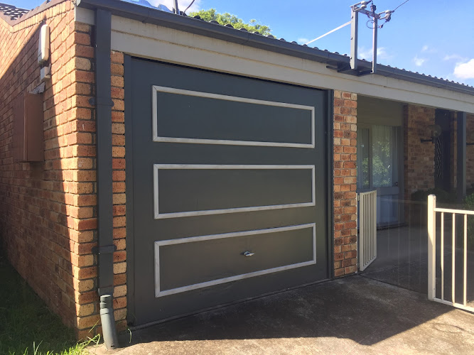 Garage Door Sales & Repairs P/L in Castle Hill