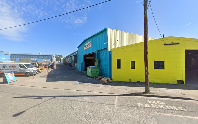 Saddingtons Garage Doors in Broadmeadow