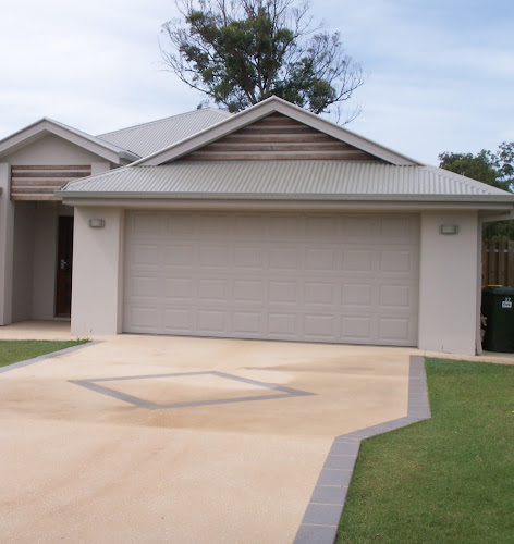 Tweed Garage Doors in Tweed Heads West